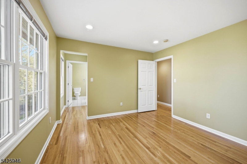 56 Burnet Hill Rd Property Photo 24