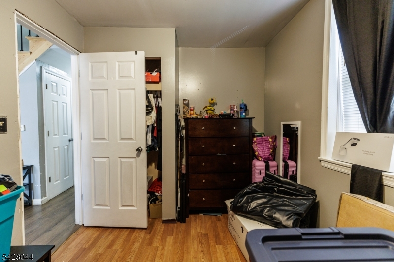 627 Van Buren Ave Property Photo 14