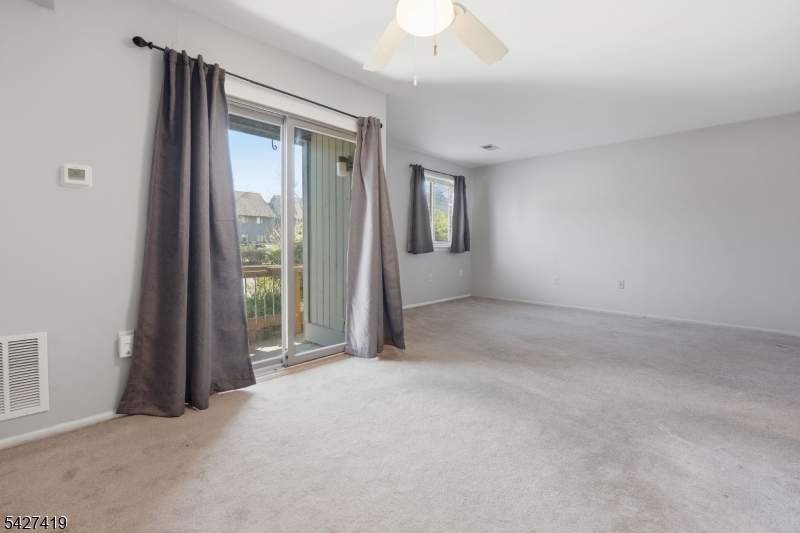 3804 Balsam Way Property Photo 5