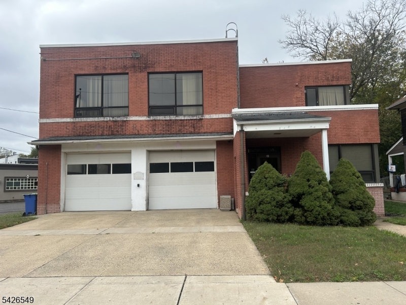 21 Park Ave Property Photo 1