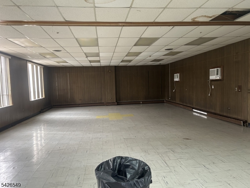 21 Park Ave Property Photo 2
