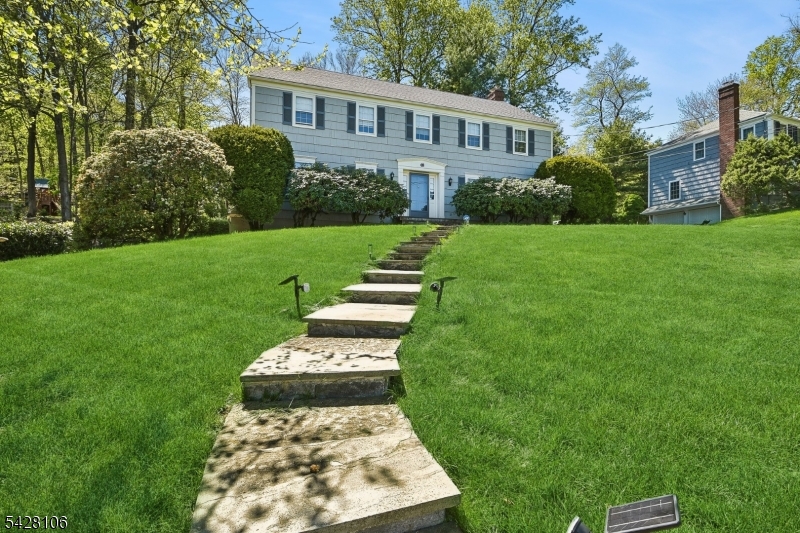 68 Center Ave Property Photo 3