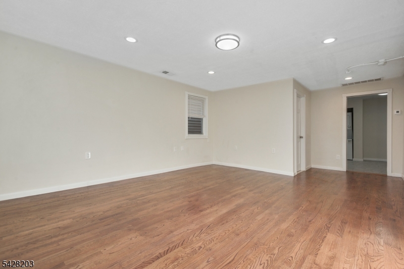 234 Harrison Ave Property Photo 8