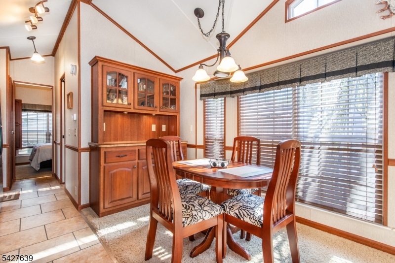 131 Sycamore Village Property Photo 8