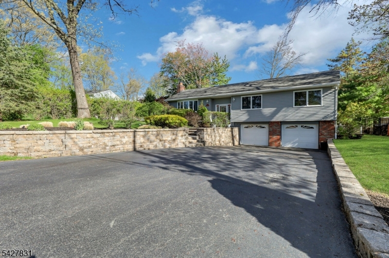 5 Seminole Way Property Photo 2