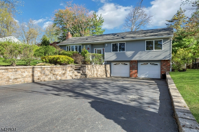 5 Seminole Way Property Photo 3
