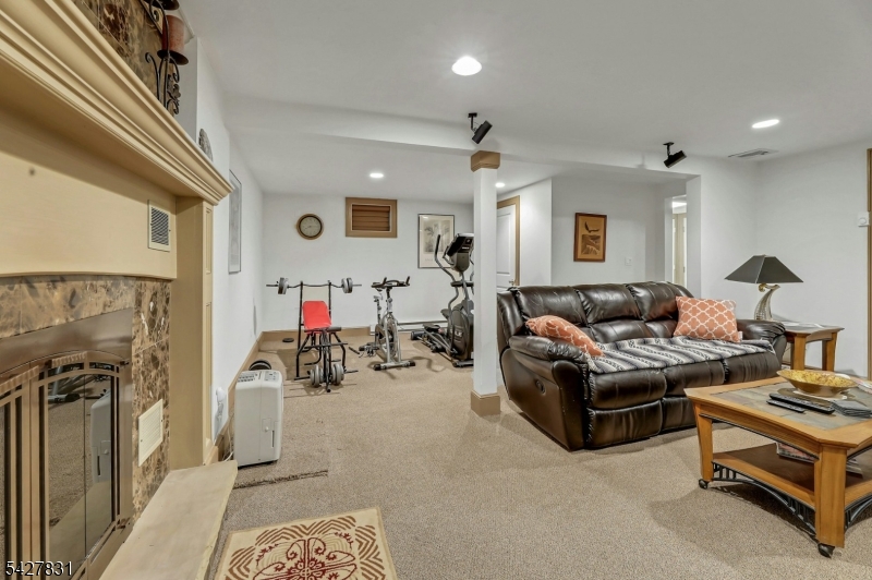 5 Seminole Way Property Photo 27
