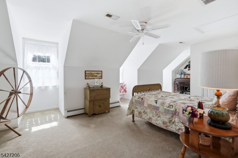 140 Bunker Hill Rd Property Photo 32