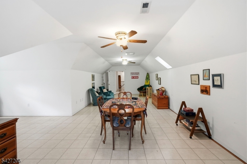 140 Bunker Hill Rd Property Photo 35