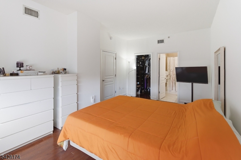 4315 Park Ave 2e Property Photo 11
