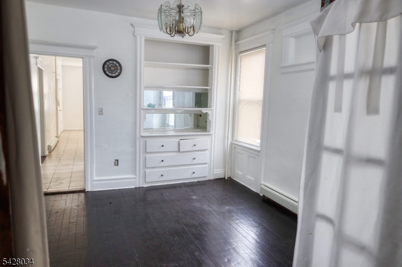408 14th Ave Property Photo 11
