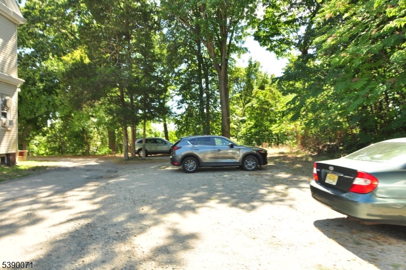 100 Jacksonville Rd Property Photo 3