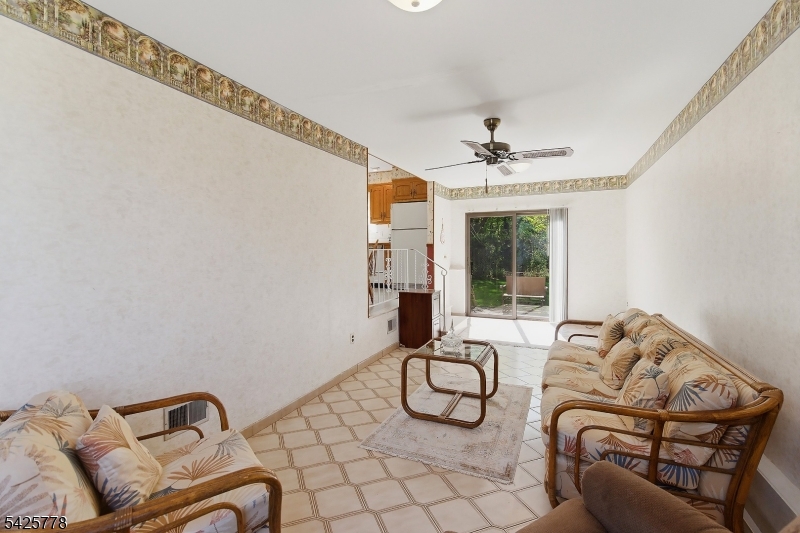 38 Atkins Ter Property Photo 16