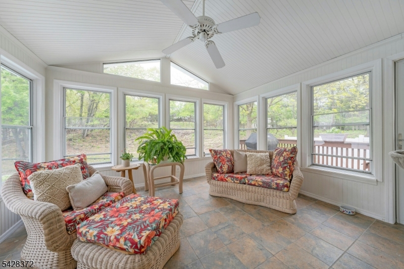 16 Lenape Trail Property Photo 9
