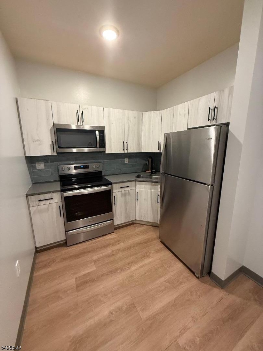 70 W Grand 17 Property Photo 1