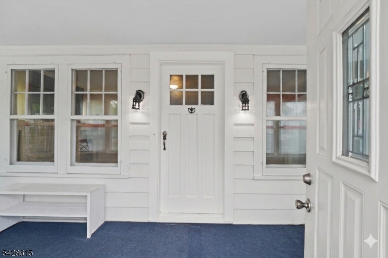 257 Brighton Ave Property Photo 3