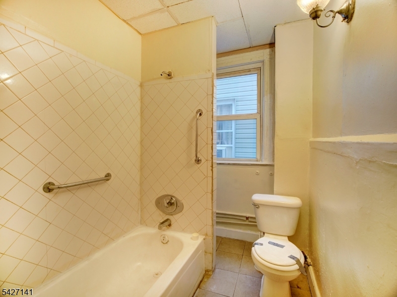 45 N 18th St Property Photo 11