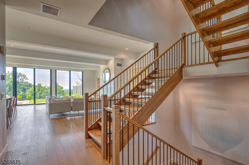 51 Abby Road Property Photo 13