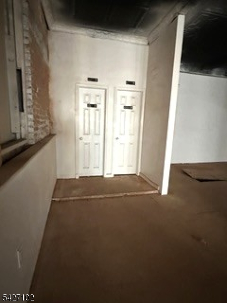 398 Centre St Property Photo 11