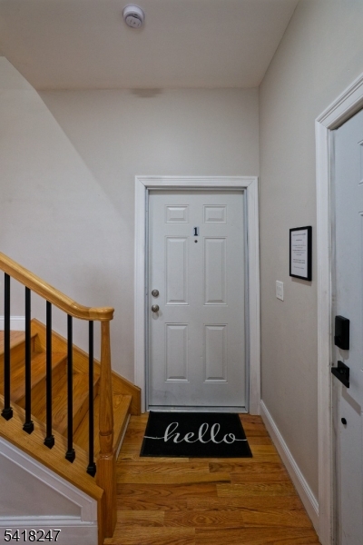 81 N Grove St 3 Property Photo 7