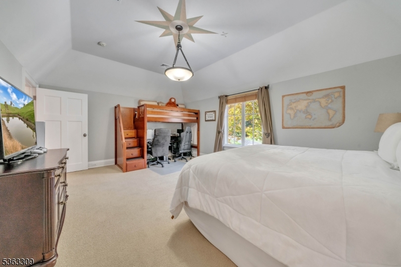 66 Charles Road Property Photo 38