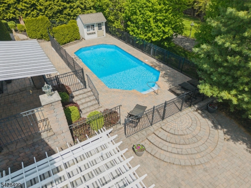 5 Francesca Ct Property Photo 3