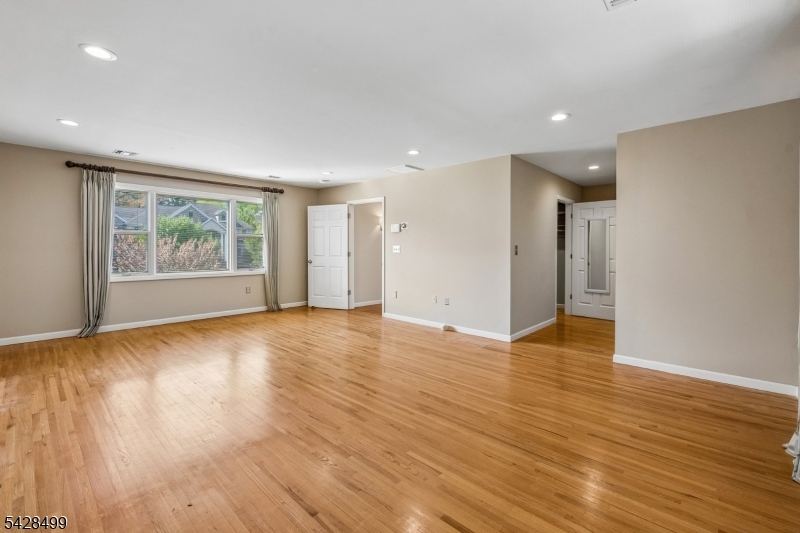 5 Francesca Ct Property Photo 24