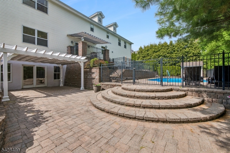 5 Francesca Ct Property Photo 45