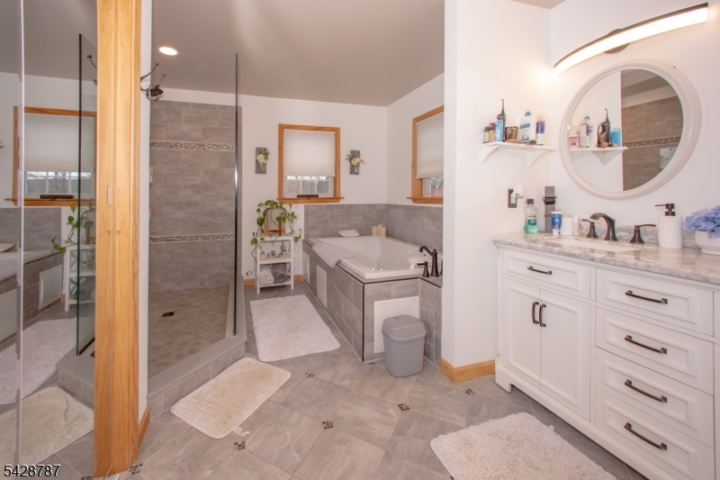 70 Holland Rd Property Photo 18