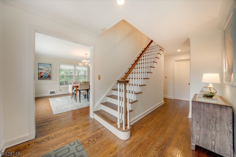 36 Cambridge Drive Property Photo 6