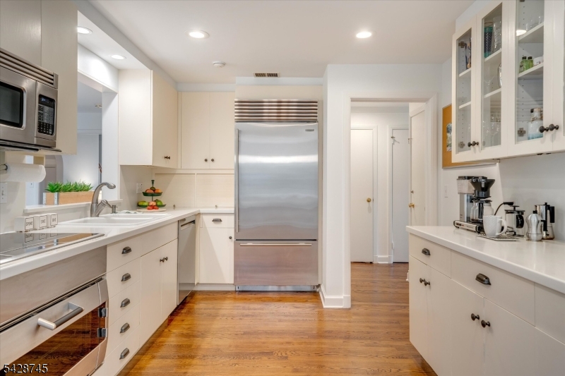 36 Cambridge Drive Property Photo 19