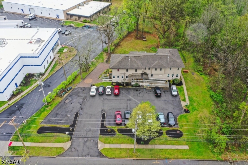 455 Newark Pompton Tpke Property Photo 1