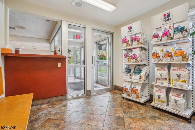 455 Newark Pompton Tpke Property Photo 6