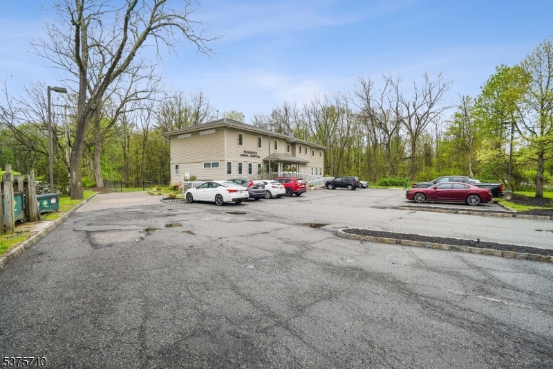 455 Newark Pompton Tpke Property Photo 11