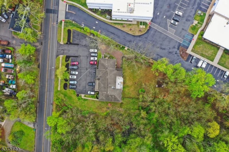 455 Newark Pompton Tpke Property Photo 12