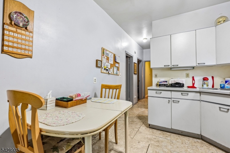 50 Preston St Property Photo 14
