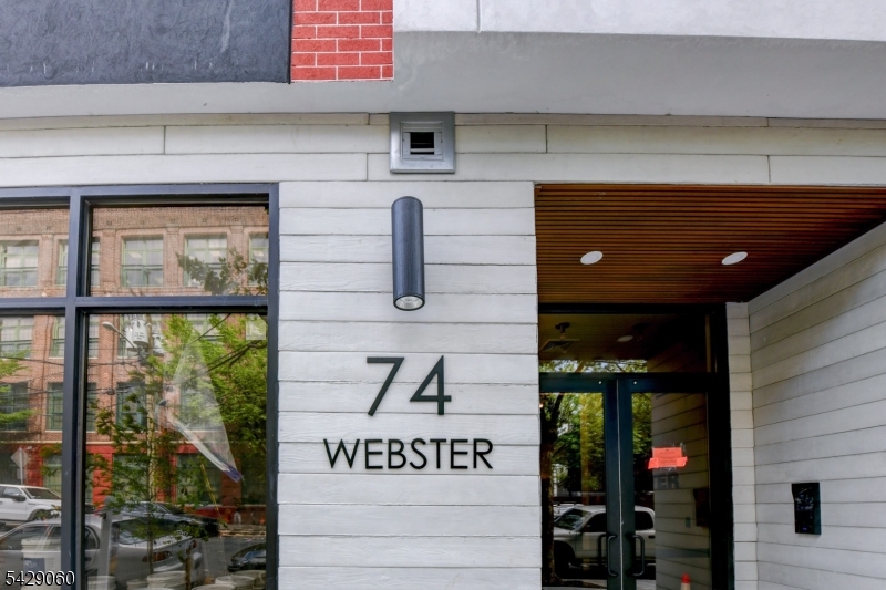 74 Webster St Property Photo 1