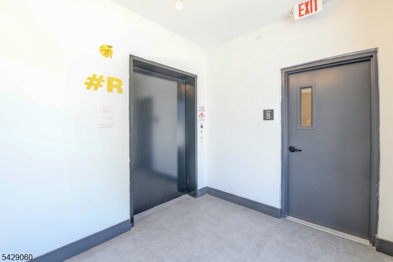 74 Webster St Property Photo 12