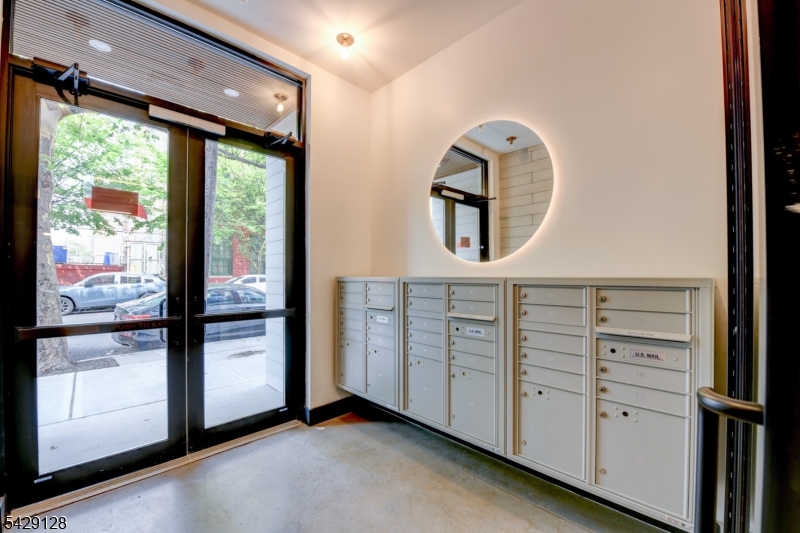 74 Webster St Property Photo 5