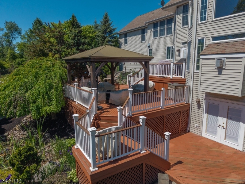 3 Kentview Ct Property Photo 2