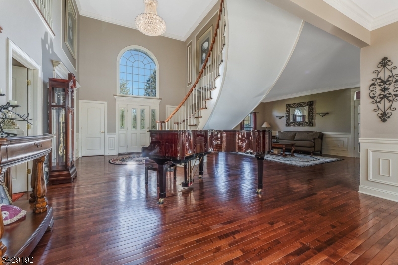 3 Kentview Ct Property Photo 6