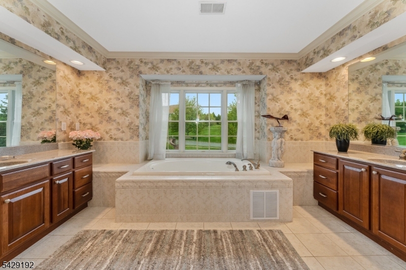 3 Kentview Ct Property Photo 24