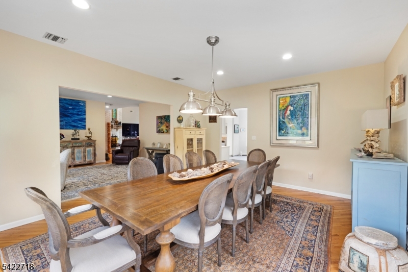 4 Chadwick Ct Property Photo 5