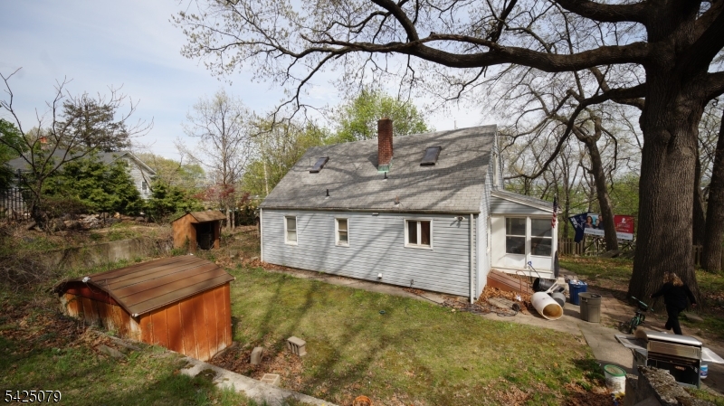 290 Central Ave Property Photo 13