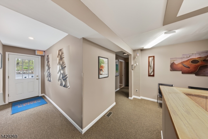 187 Breakneck Rd Property Photo 2