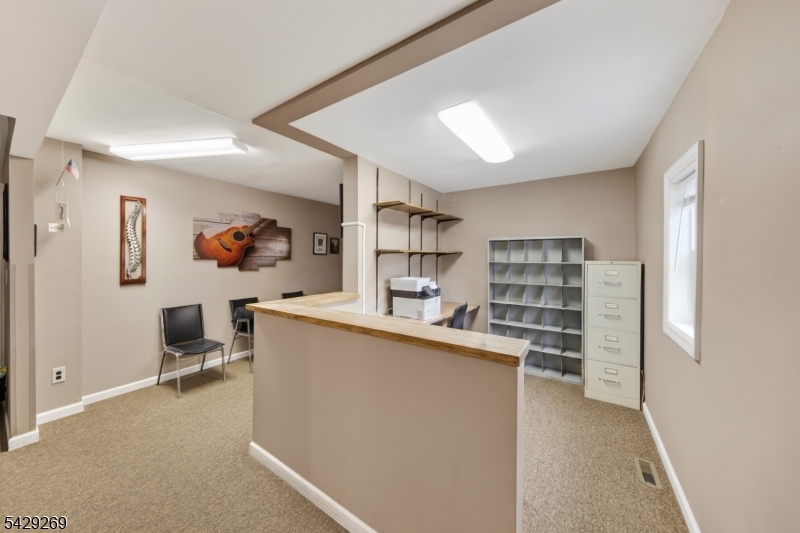 187 Breakneck Rd Property Photo 4