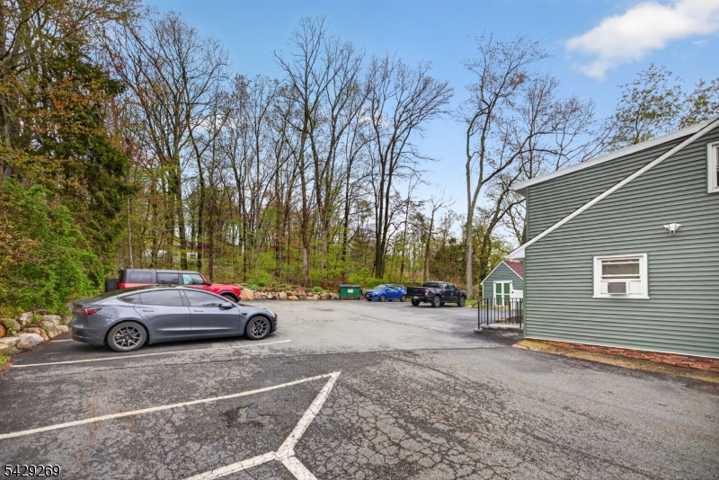 187 Breakneck Rd Property Photo 33