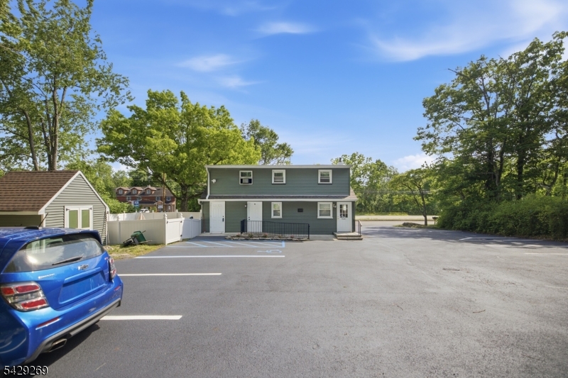 187 Breakneck Rd Property Photo 42