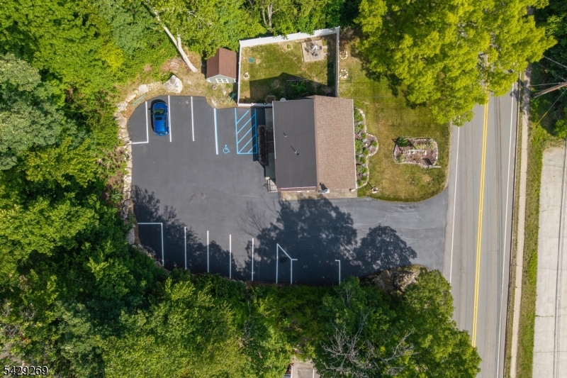 187 Breakneck Rd Property Photo 44