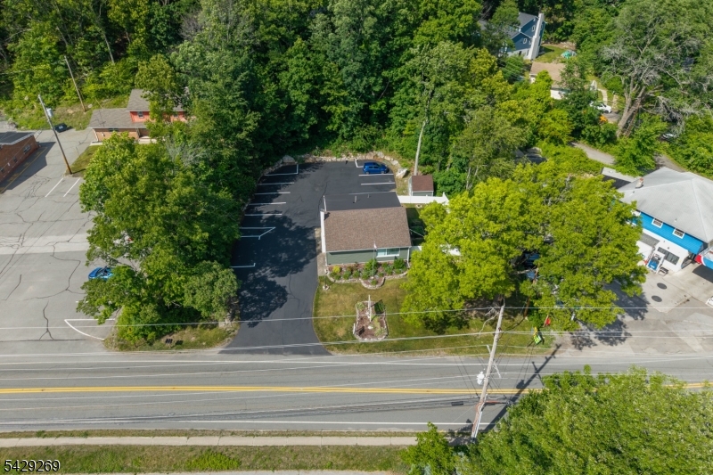 187 Breakneck Rd Property Photo 45